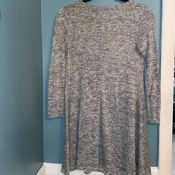 Tunic top - gray/black pattern - 3/4 sleeve - A line - soft - scoop neck - Picture 5 of 5